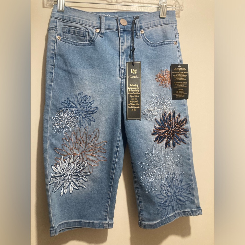 DG2 by Diane Gilman Blue Embroidered Women Shorts